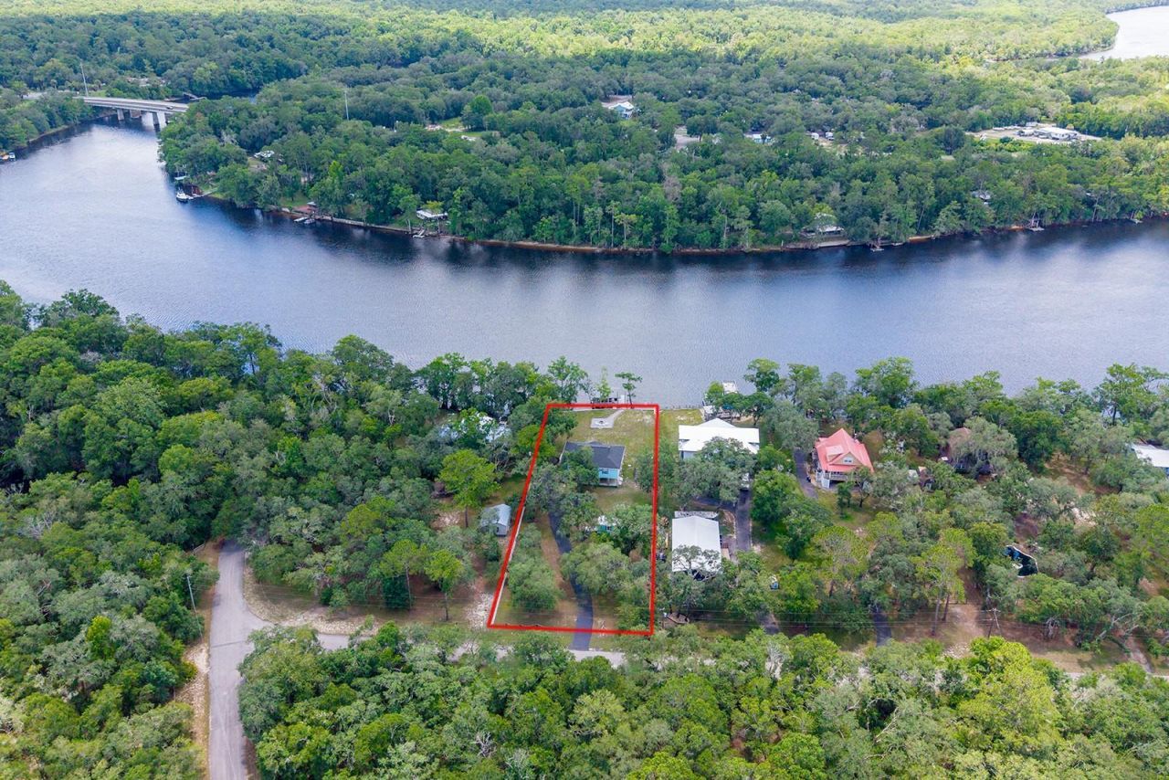 8213 Riverview Road , Fanning Springs, FL 32693 Photo