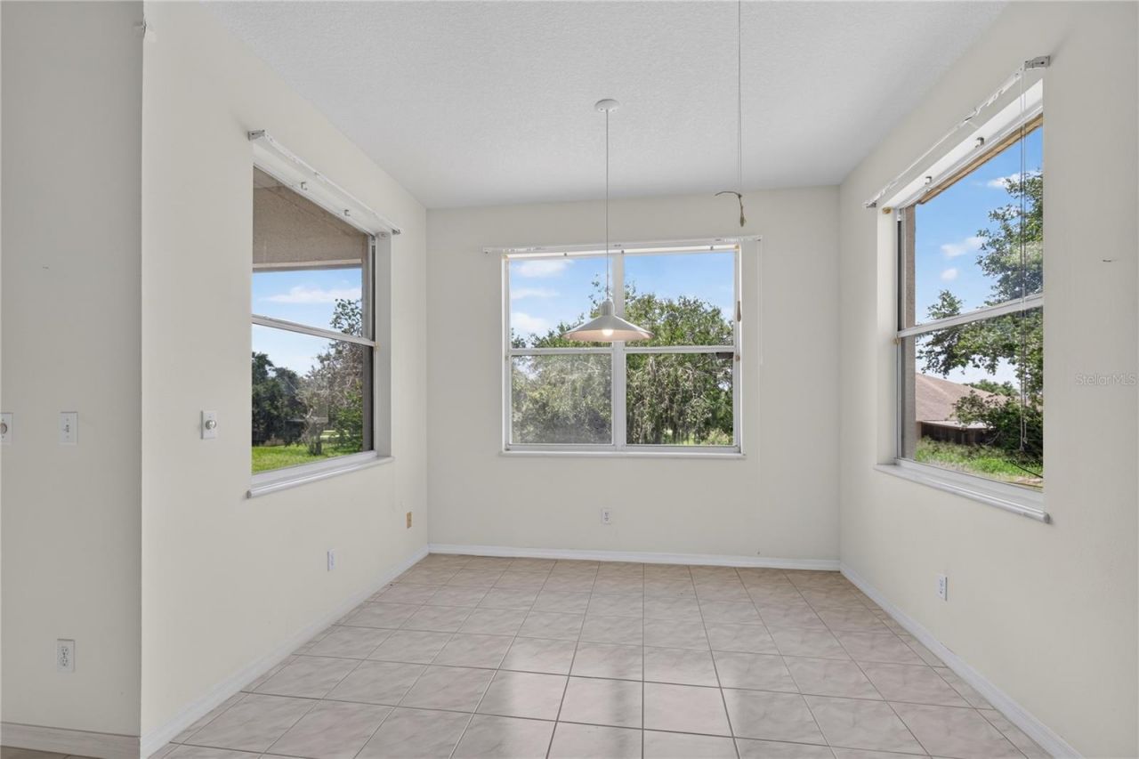 12608 Lake Ridge Circle , Clermont, FL 34711 Photo