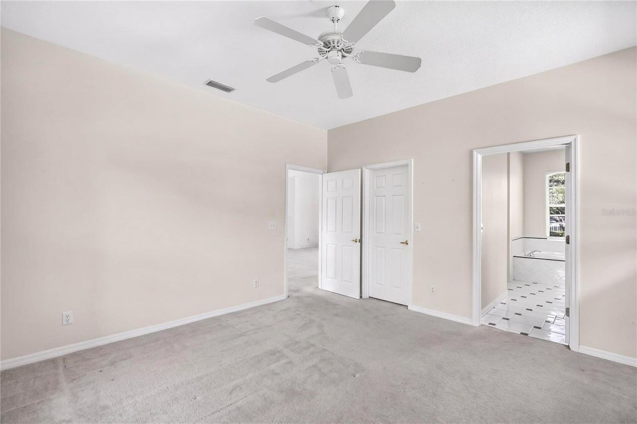 12608 Lake Ridge Circle , Clermont, FL 34711 Photo