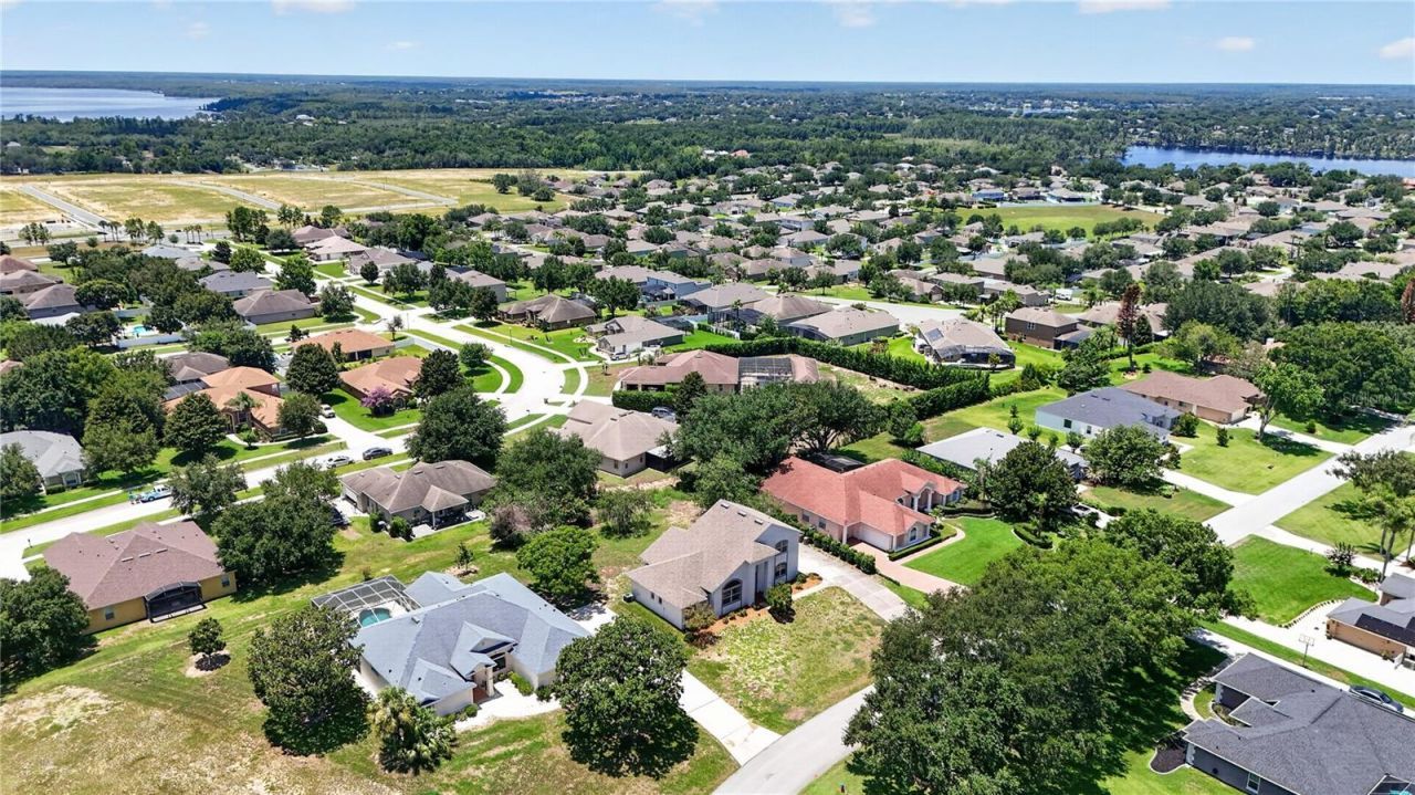 12608 Lake Ridge Circle , Clermont, FL 34711 Photo
