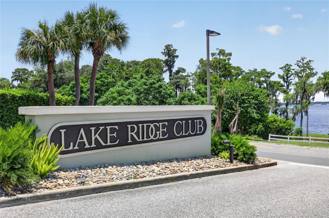 12608 Lake Ridge Circle , Clermont, FL 34711 Photo