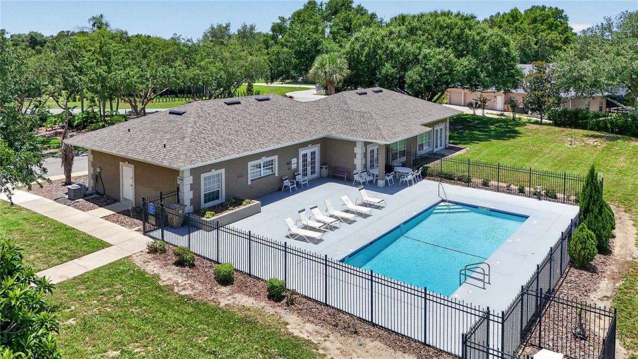 12608 Lake Ridge Circle , Clermont, FL 34711 Photo