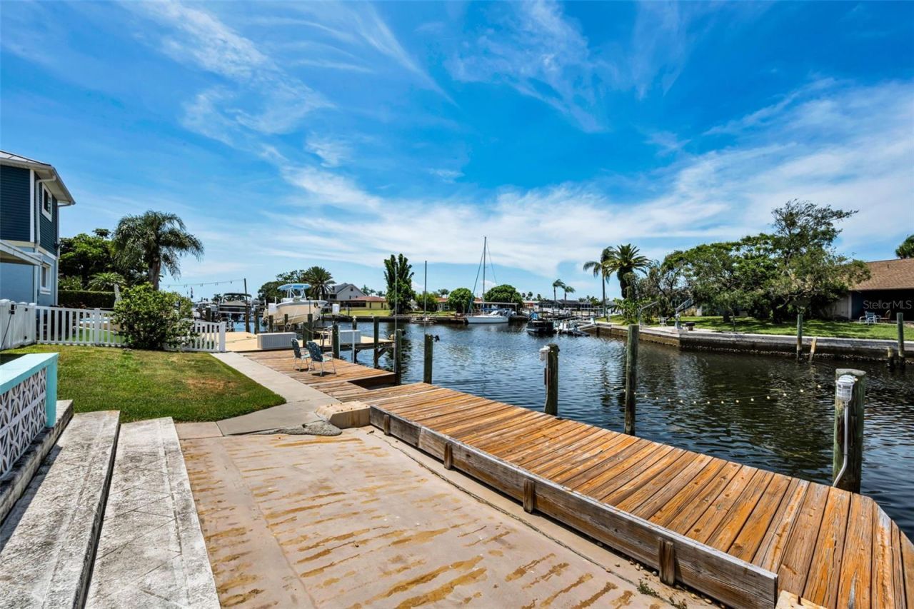 4825 Shell Stream Boulevard, New Port Richey, FL 34652 Photo