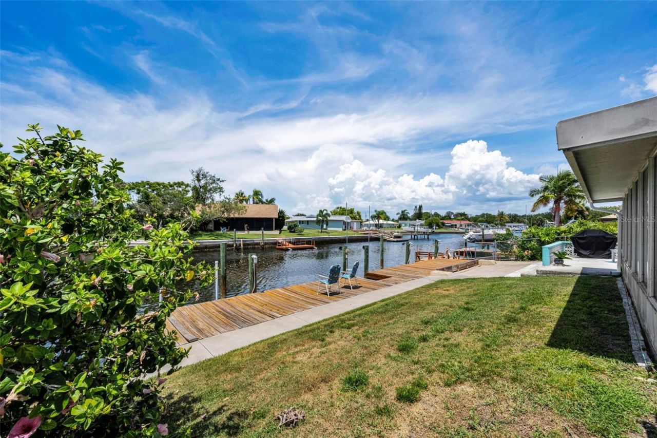 4825 Shell Stream Boulevard, New Port Richey, FL 34652 Photo