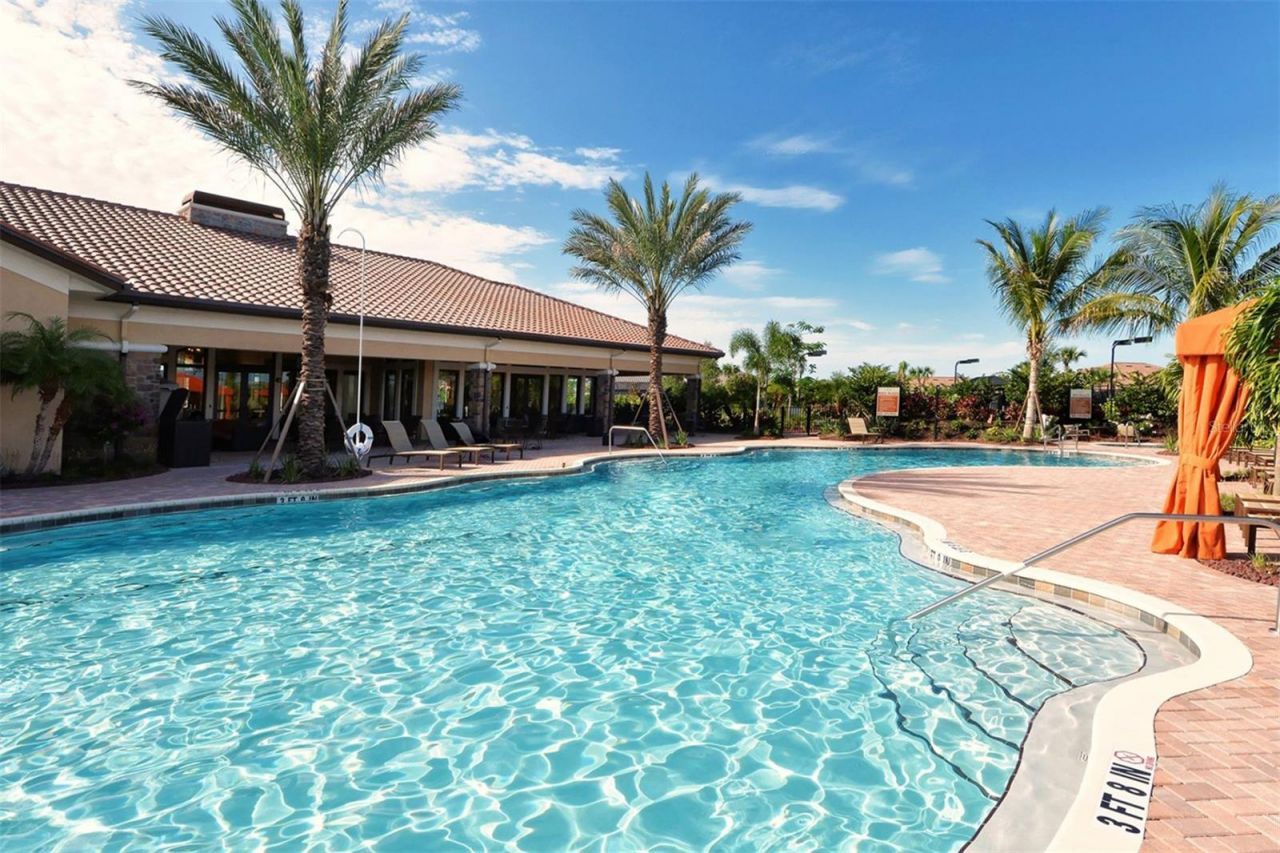 8729 Trattoria Terrace, Sarasota, FL 34238 Photo