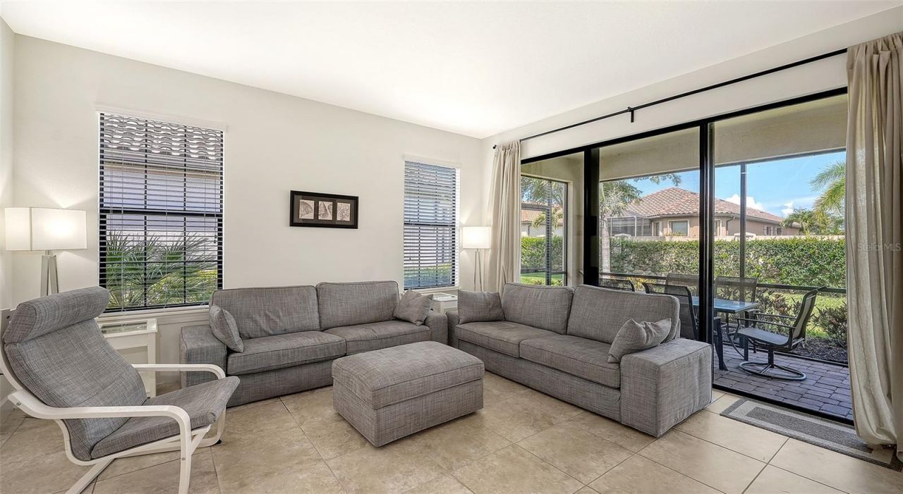 8729 Trattoria Terrace, Sarasota, FL 34238 Photo