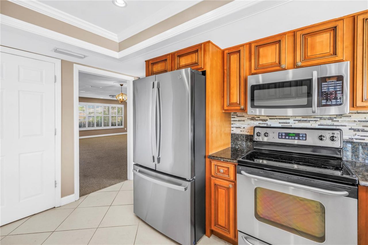 1820 Tanglewood Drive Ne, Saint Petersburg, FL 33702 Photo