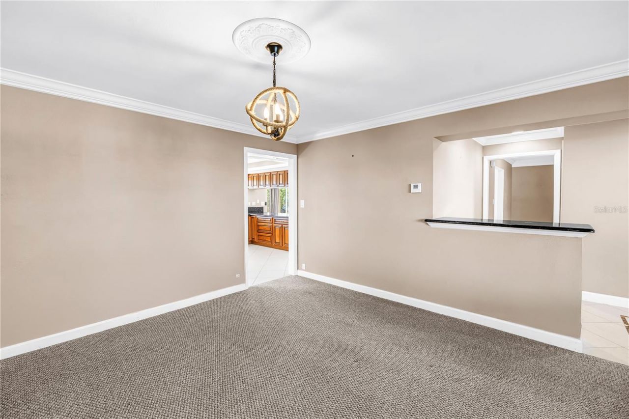 1820 Tanglewood Drive Ne, Saint Petersburg, FL 33702 Photo
