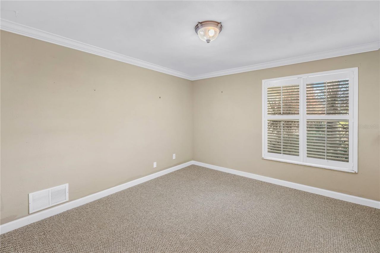 1820 Tanglewood Drive Ne, Saint Petersburg, FL 33702 Photo