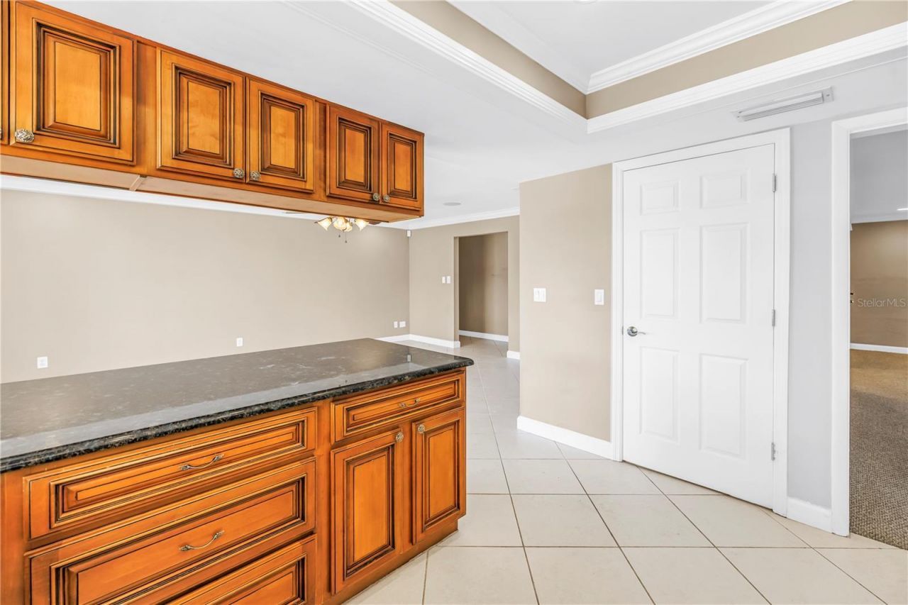 1820 Tanglewood Drive Ne, Saint Petersburg, FL 33702 Photo
