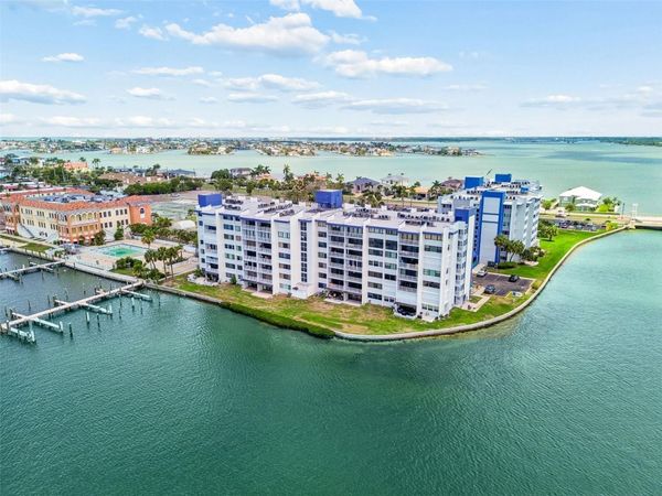 450 TREASURE ISLAND CAUSEWAY , Unit 106, TREASURE ISLAND, FL 33706