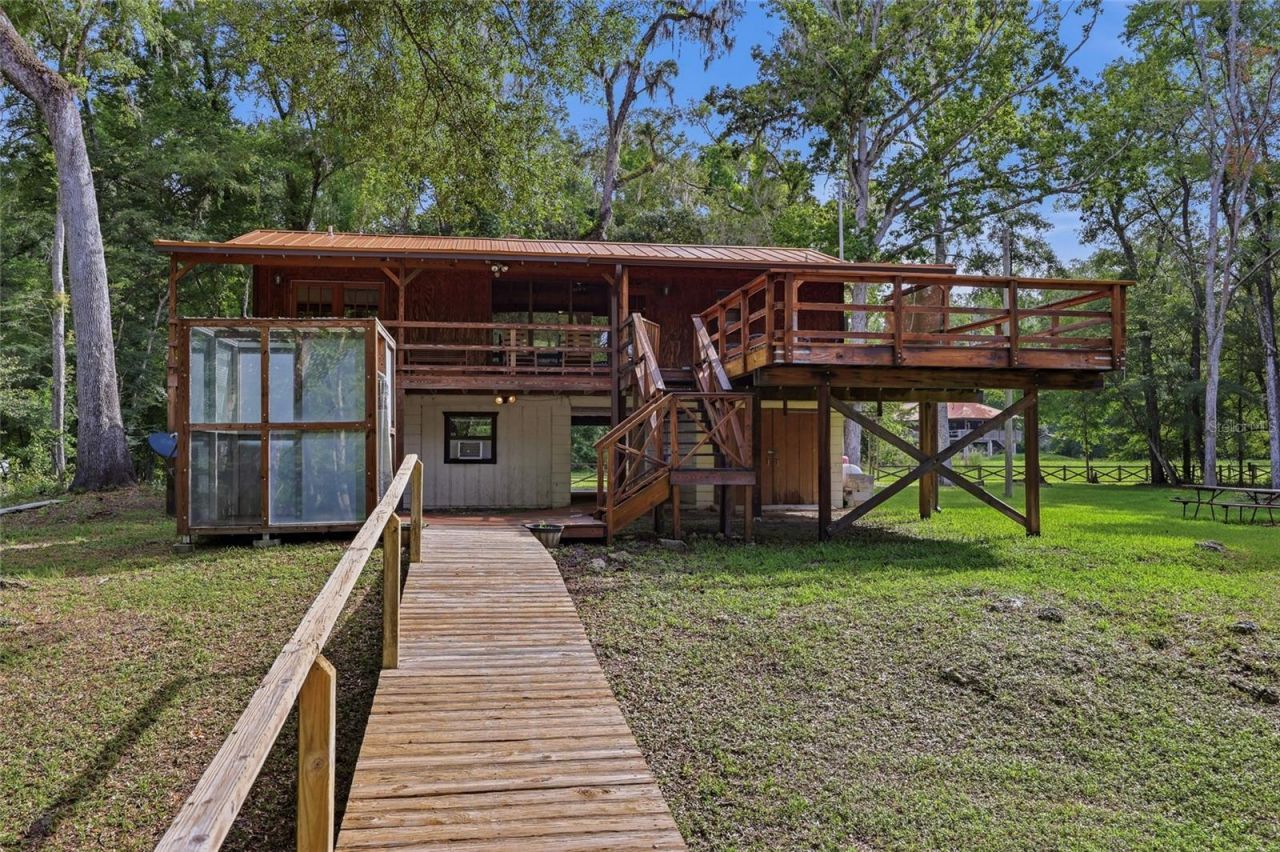 470 SW Santa Fe Drive, Fort White, FL 32038 Photo