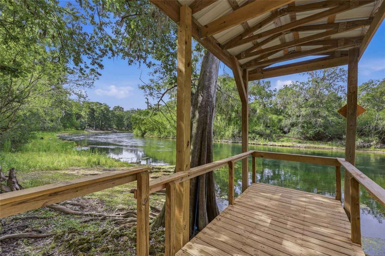 470 SW Santa Fe Drive, Fort White, FL 32038 Photo