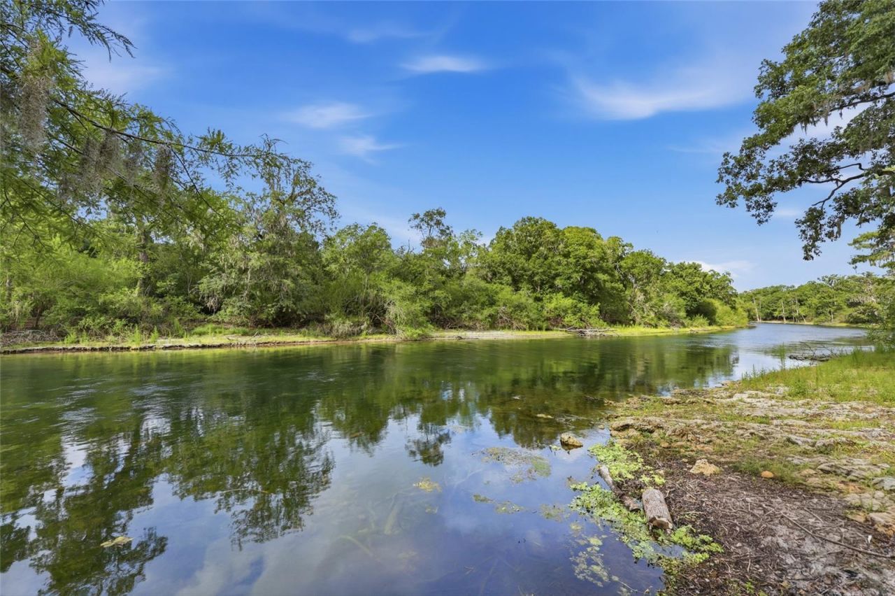 470 SW Santa Fe Drive, Fort White, FL 32038 Photo