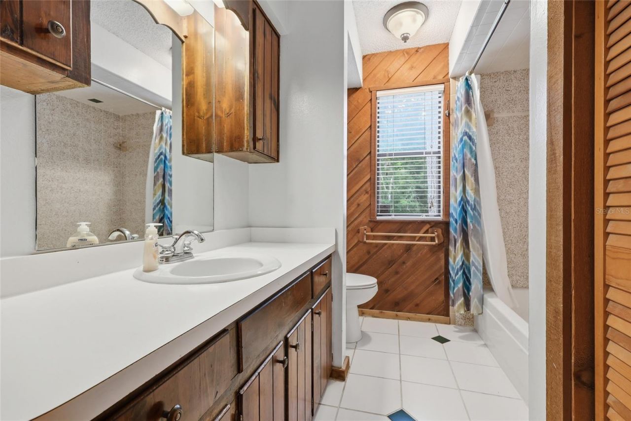 470 SW Santa Fe Drive, Fort White, FL 32038 Photo