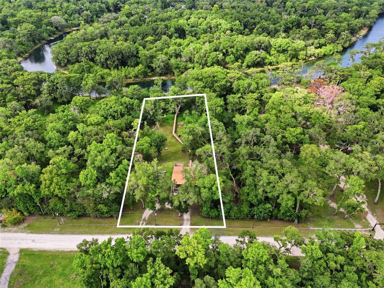 470 SW Santa Fe Drive, Fort White, FL 32038 Photo