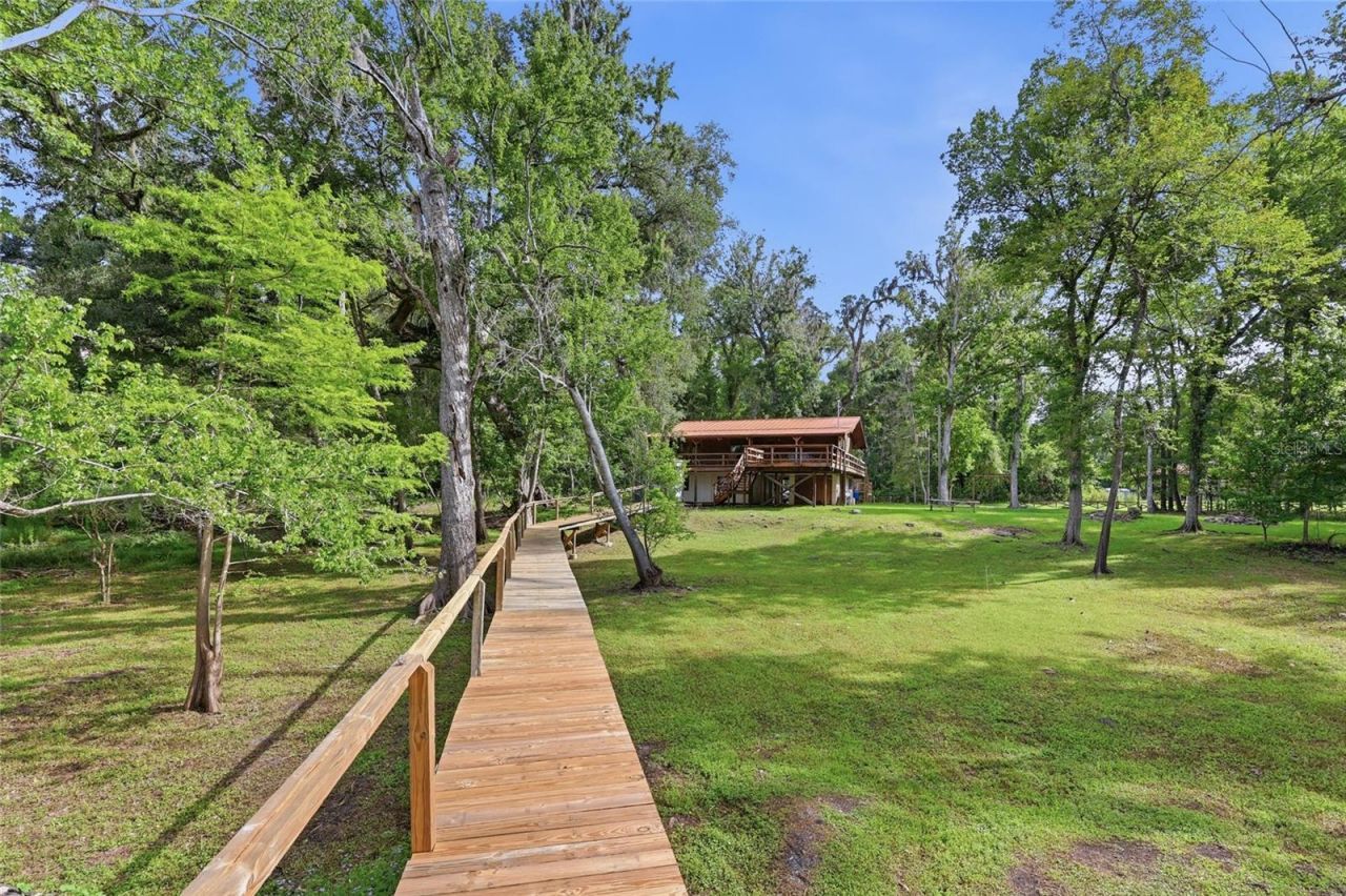 470 SW Santa Fe Drive, Fort White, FL 32038 Photo