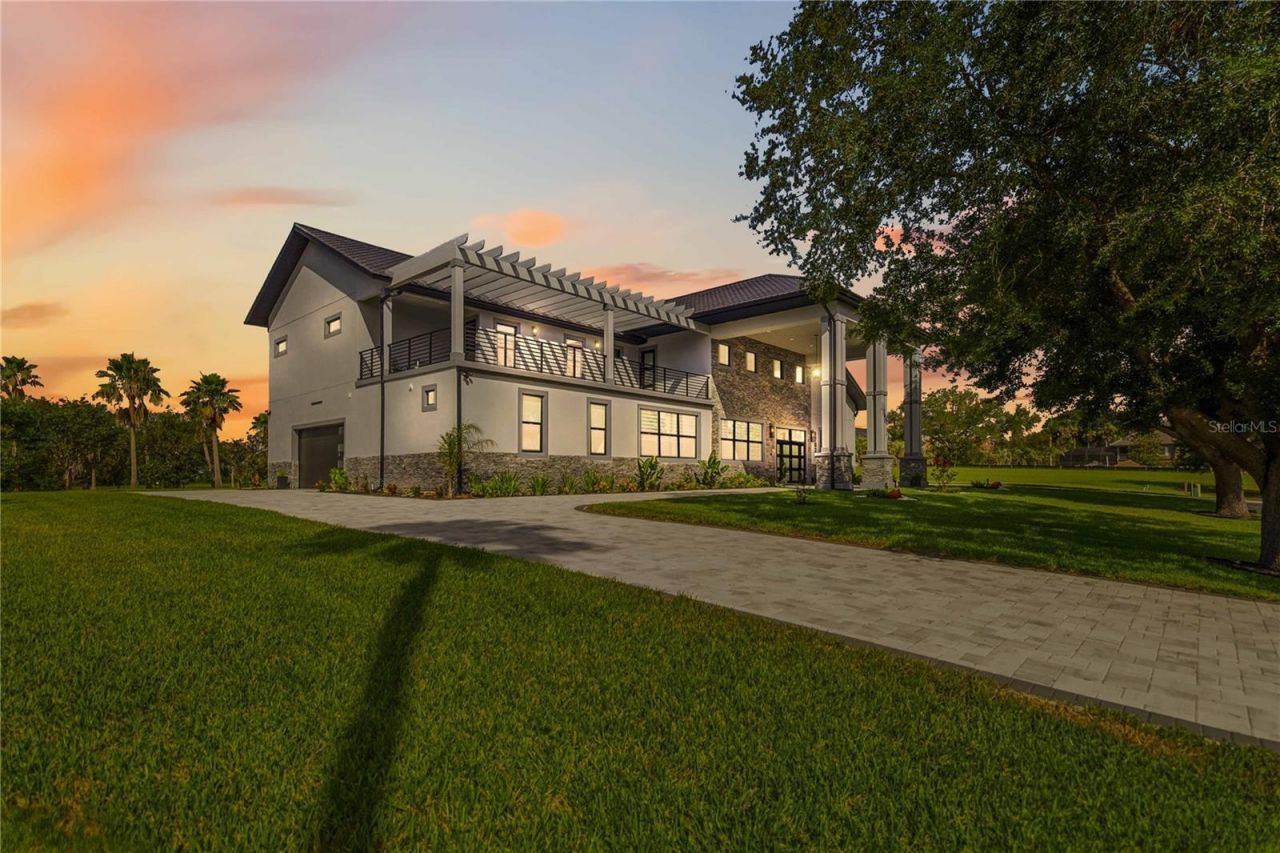 17025 Royal Palm Drive, Groveland, FL 34736 Photo