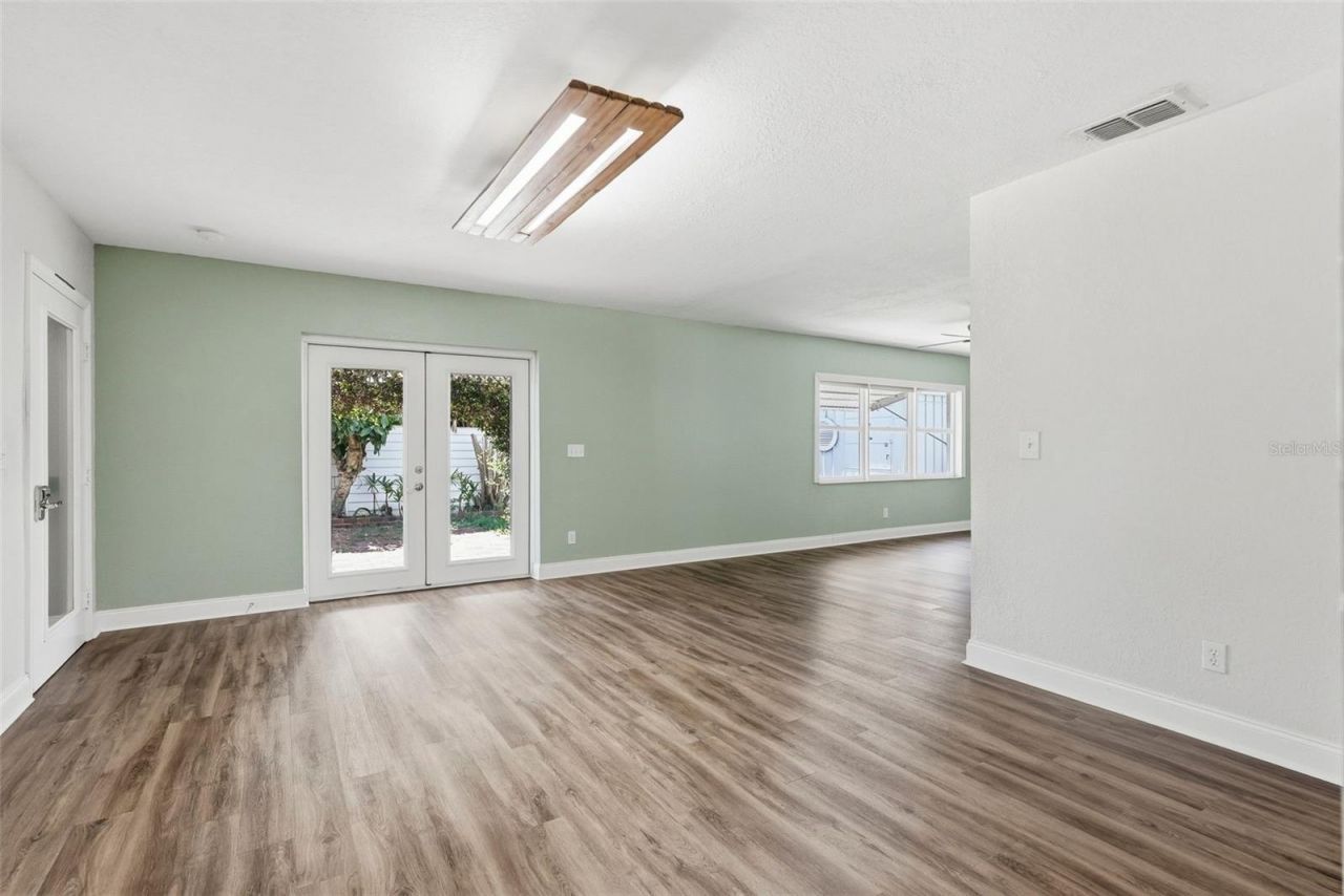 3151 56th Street N, Saint Petersburg, FL 33710 Photo