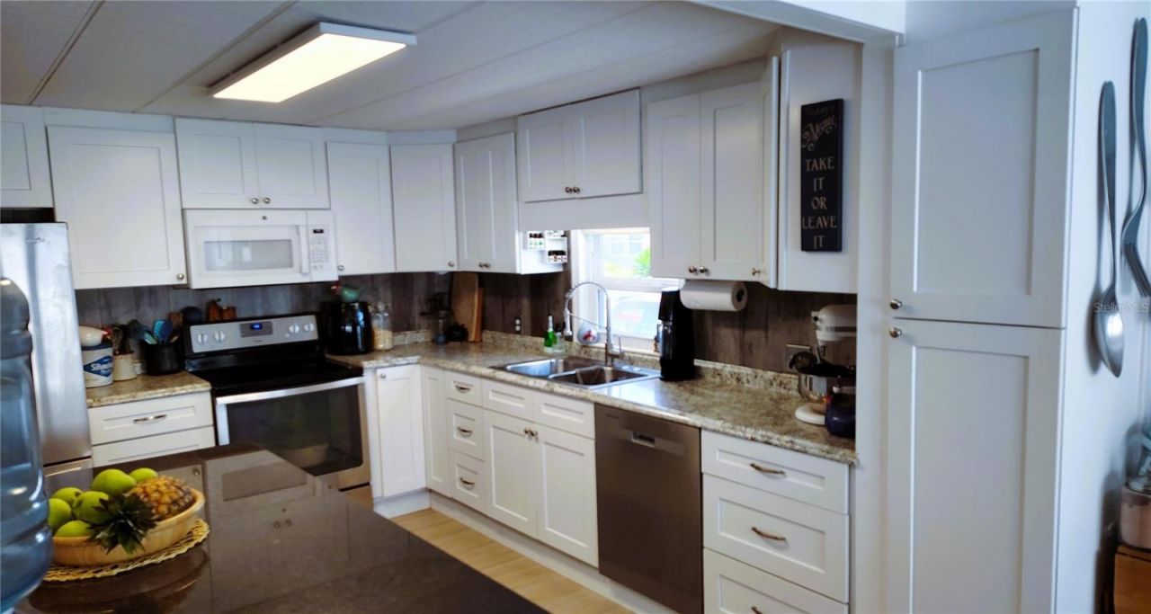 714 48th B Avenue E, Bradenton, FL 34203 Photo
