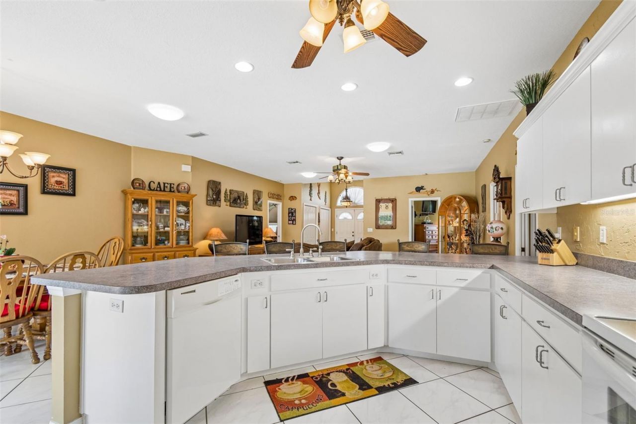 7791 Carver Court, Seminole, FL 33772 Photo