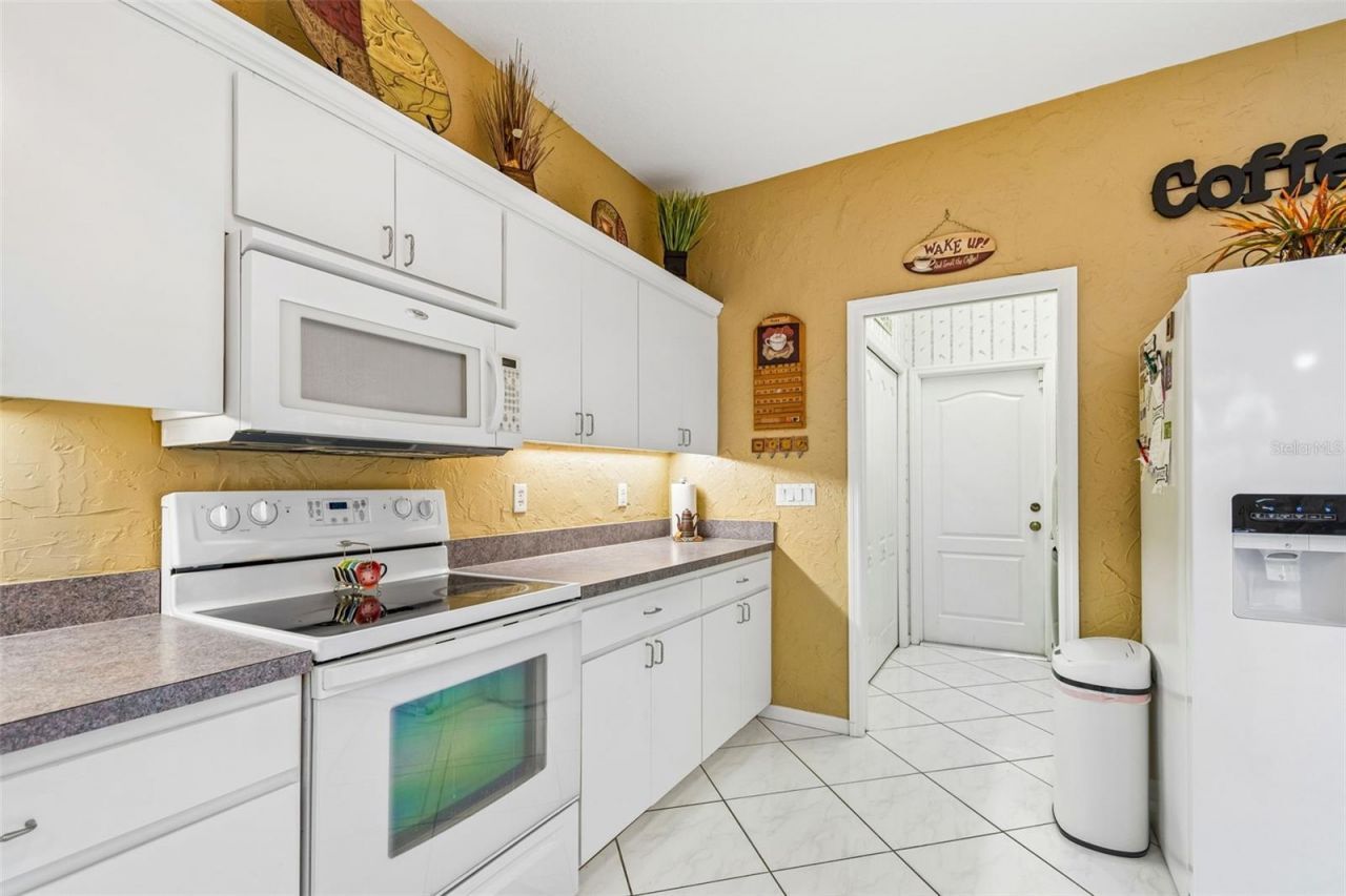 7791 Carver Court, Seminole, FL 33772 Photo