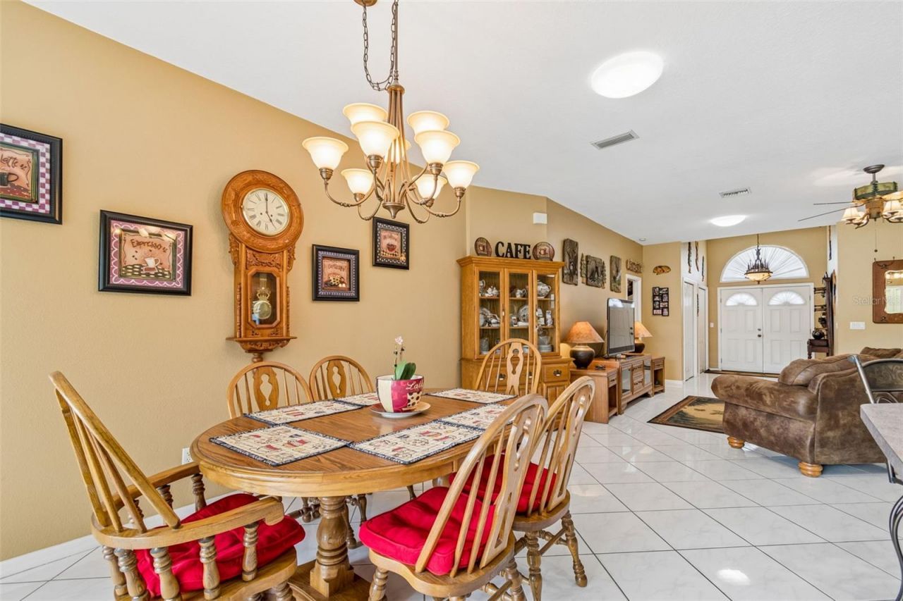 7791 Carver Court, Seminole, FL 33772 Photo