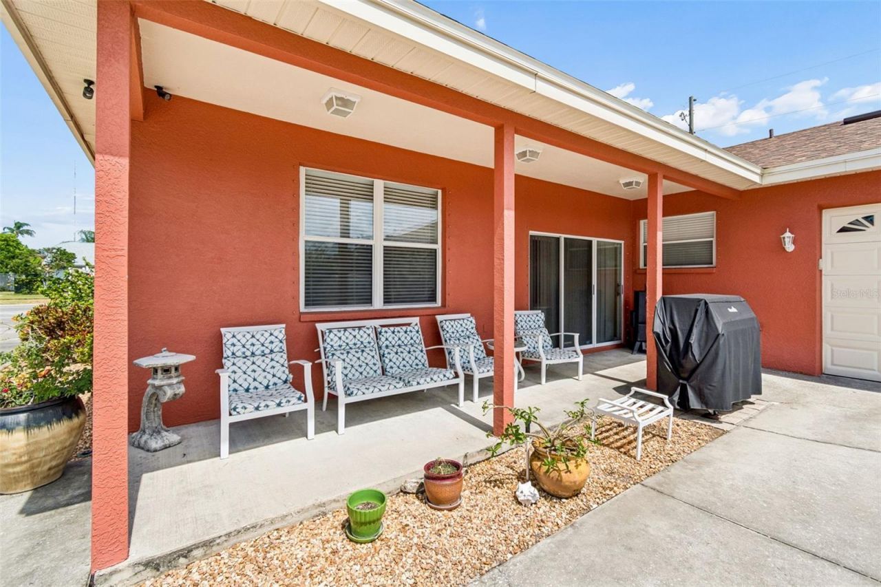 7791 Carver Court, Seminole, FL 33772 Photo