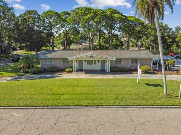 605 PALM BOULEVARD , DUNEDIN, FL 34698