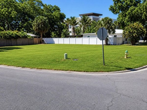 336 LIME AVENUE , SARASOTA, FL 34237