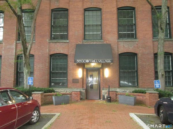 10 North Main, Unit 3-10, Beacon Falls, CT 06403
