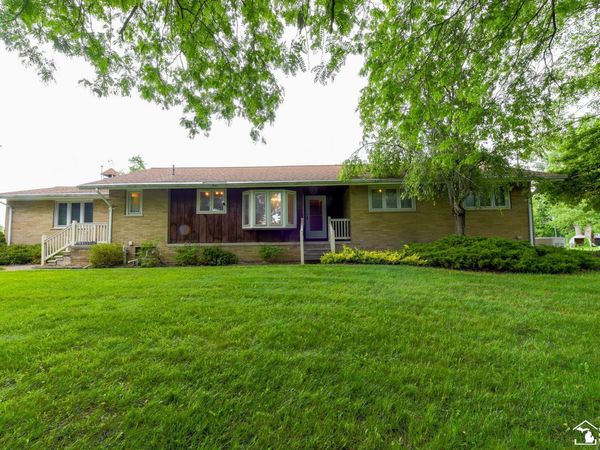 33920 Huron River Drive, New Boston, MI 48164