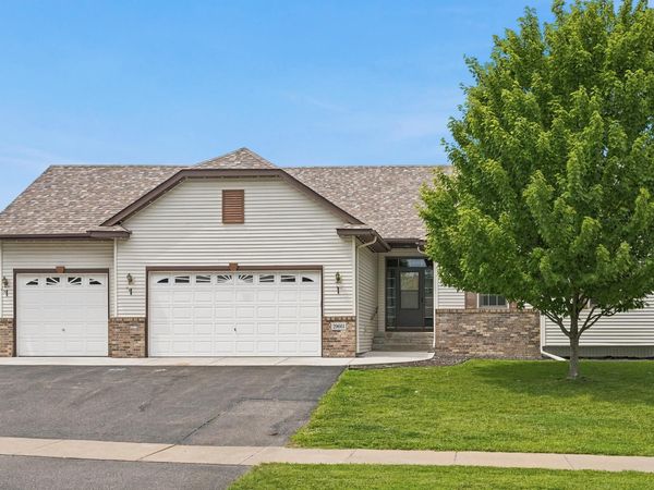 29661 Shoreview Circle, Lindstrom, MN 55045
