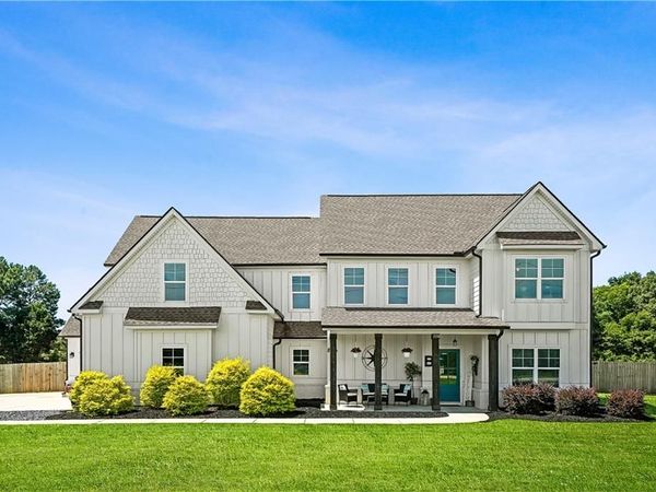 1538 E Lake Road, Mcdonough, GA 30252