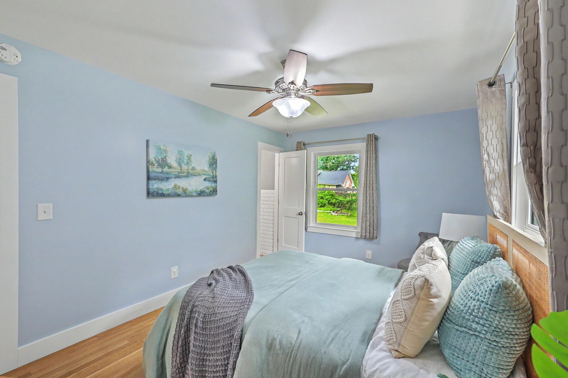 2050 Bishop Drive Photo 18