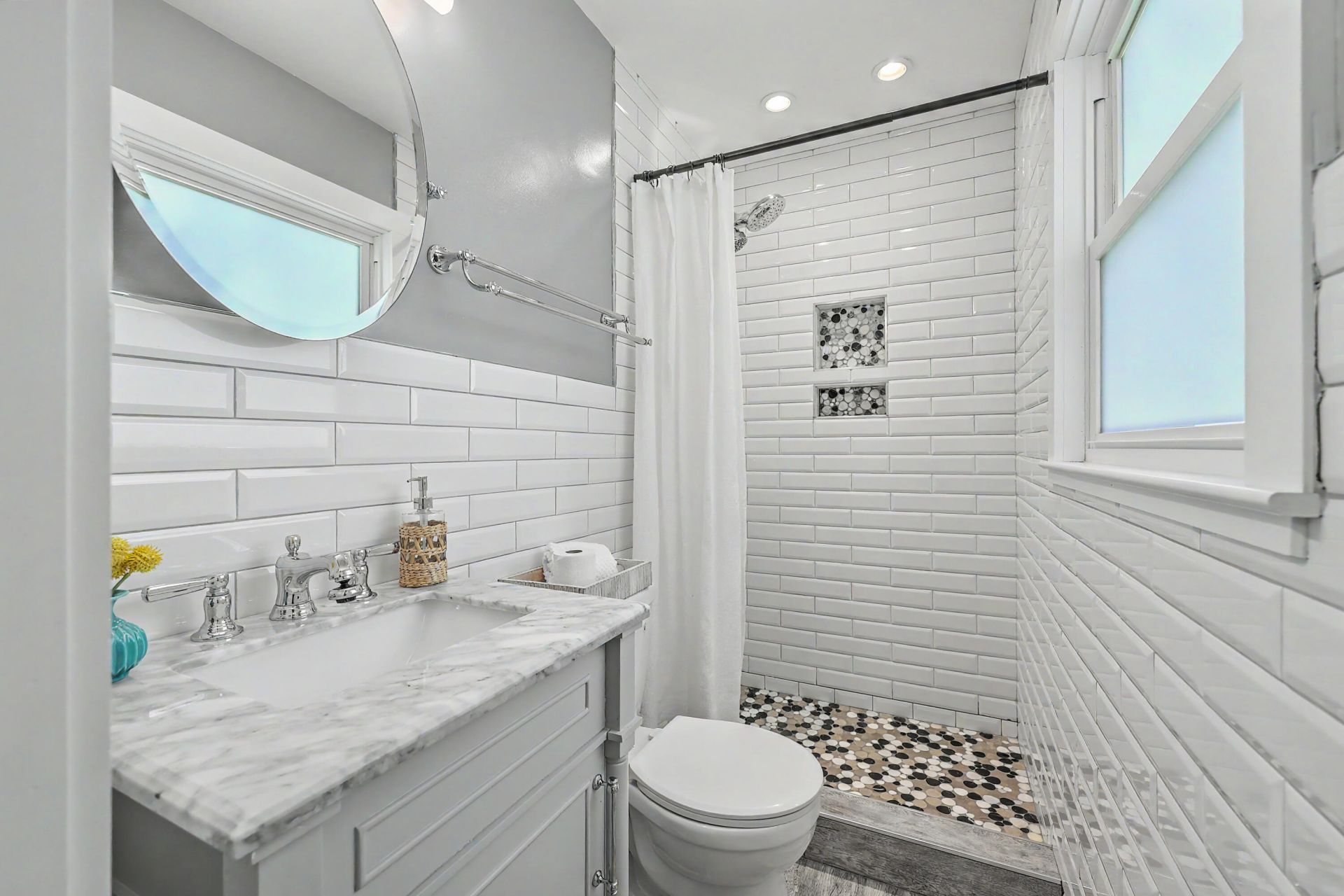 2050 Bishop Drive Photo 19