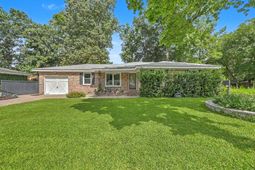 2050 Bishop Drive photo 4