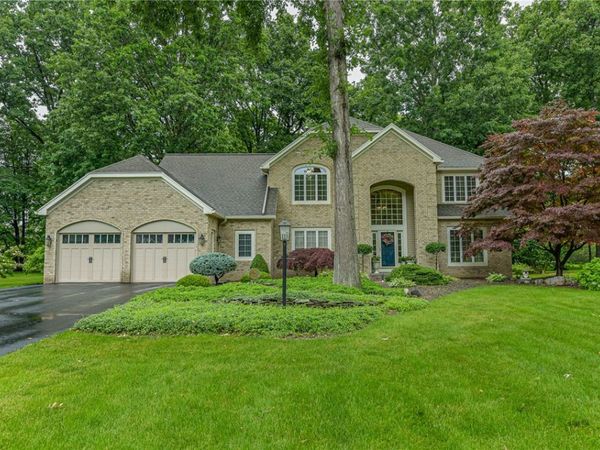 14 Mount View Crescent , Webster, NY 14580
