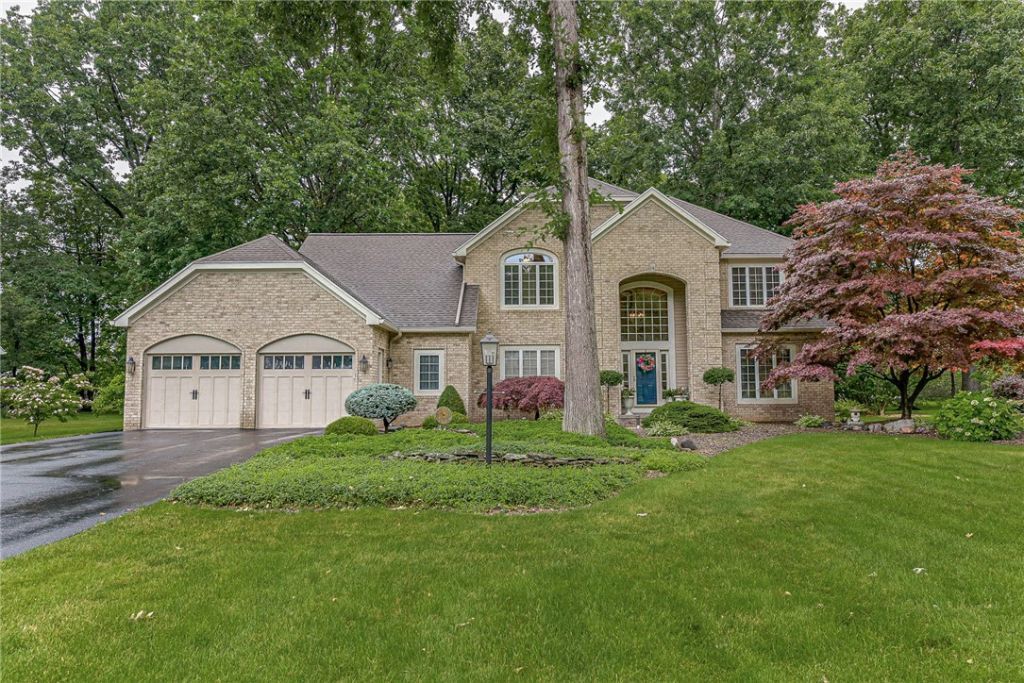 14 Mount View Crescent, Webster, NY 14580 Main Photo