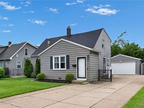 304 Vicksburg Avenue , Tonawanda, NY 14150