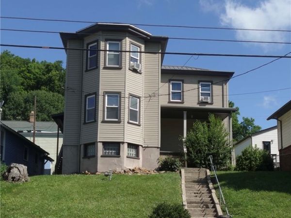 734 Main Street , Bridgeport, OH 43912