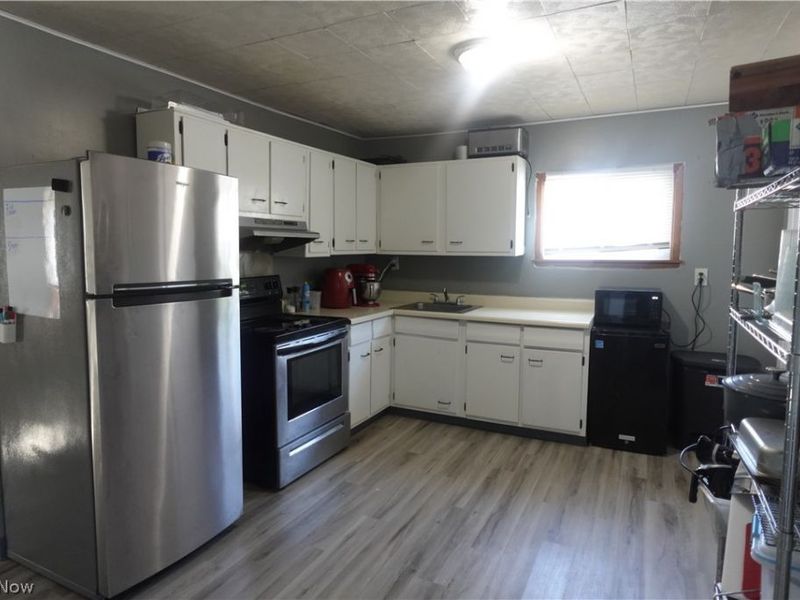 734 Main Street, Bridgeport, OH 43912 Photo 15