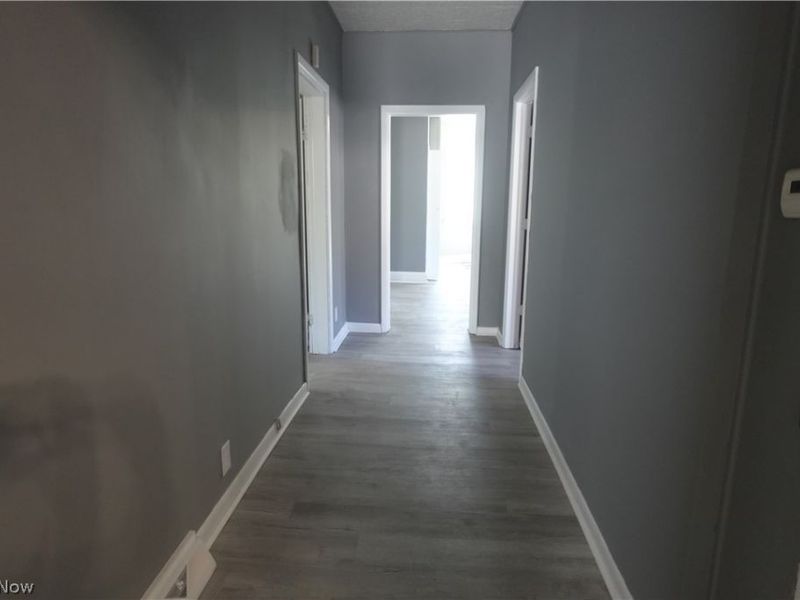 734 Main Street, Bridgeport, OH 43912 Photo 8