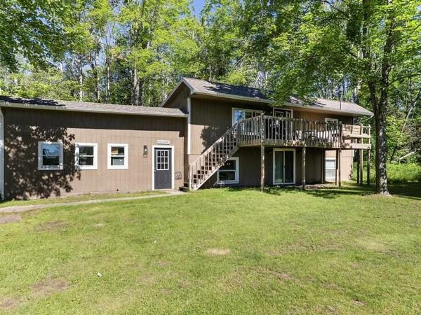 1965 W Conway Lane, Harbor Springs, MI 49740