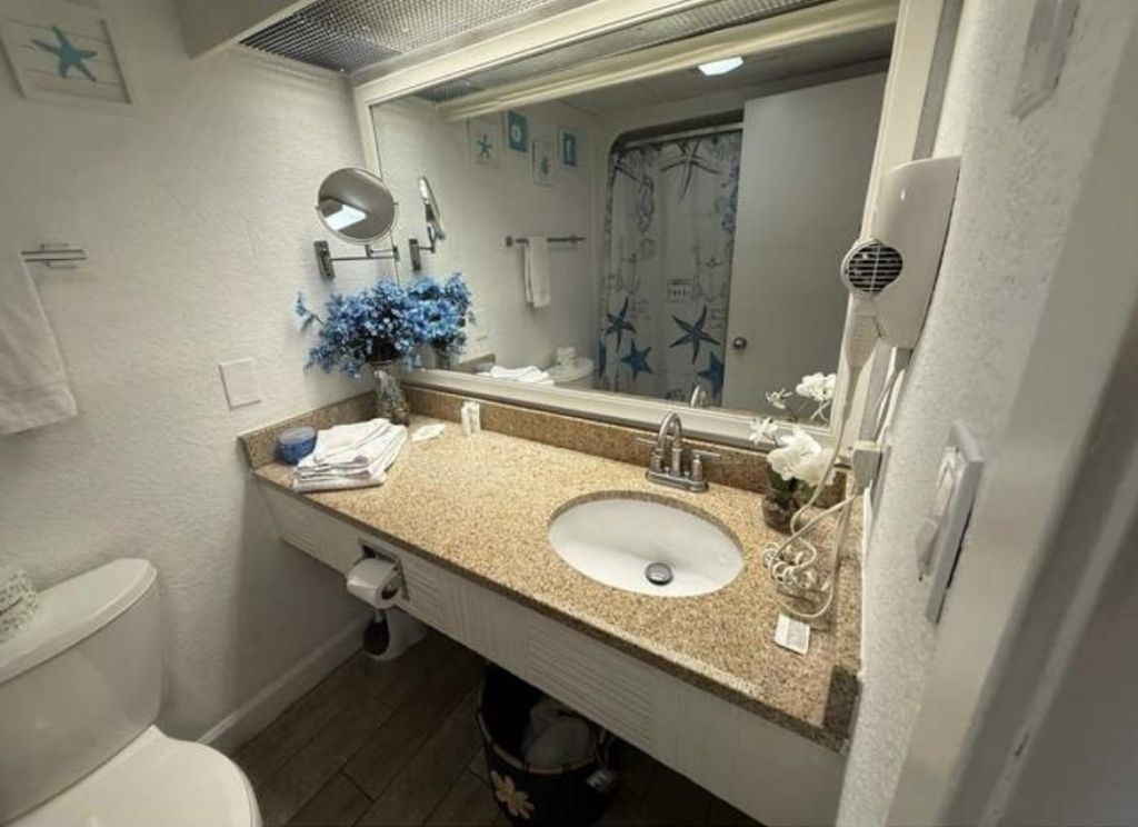 2207 S Ocean Blvd. Photo 13