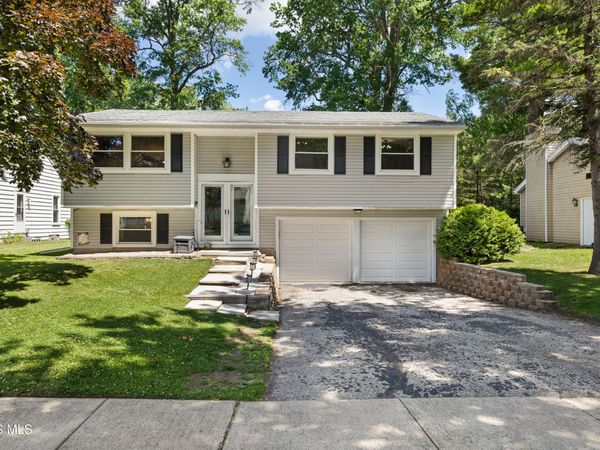 6126 Pembridge Drive , Toledo, OH 43615