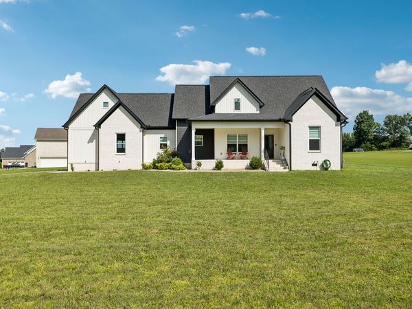 104 Aplin Branch Rd , Cottontown, TN 37048