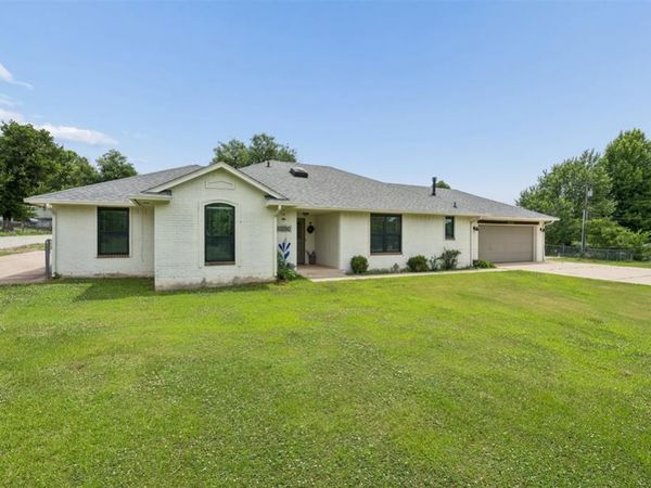 11110 Jeffords Avenue, Choctaw, OK 73020