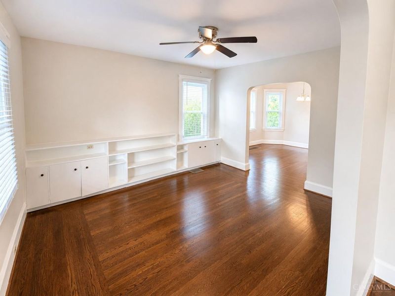3827 Millsbrae Avenue, Cincinnati, OH 45209 Photo 2