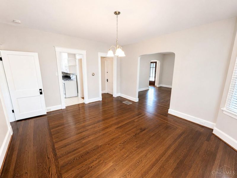 3827 Millsbrae Avenue, Cincinnati, OH 45209 Photo 5